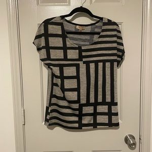 Lavish Geometric Square Print Top